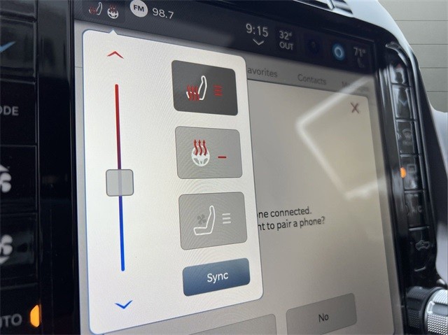 Ram 2500 Vehicle Full-screen Gallery Image 29