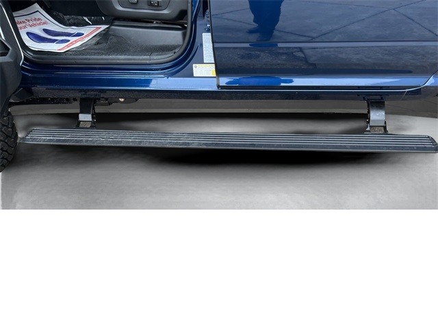 Ram 2500 Vehicle Full-screen Gallery Image 33