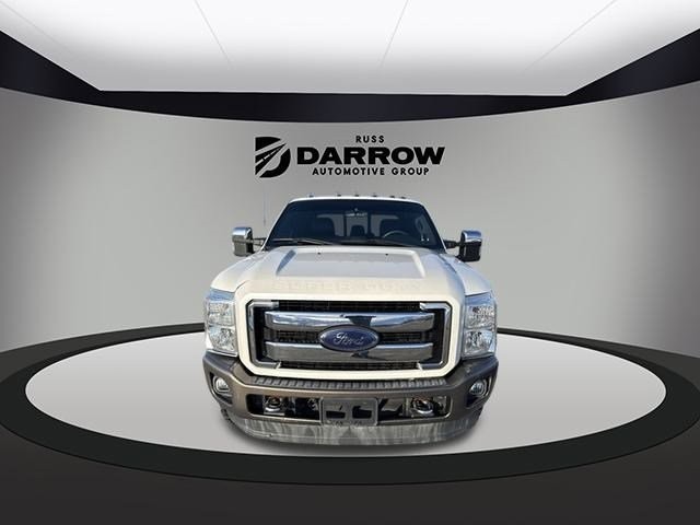 Ford Super Duty F-250 SRW Vehicle Full-screen Gallery Image 2