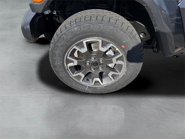 Jeep Wrangler Vehicle Full-screen Gallery Image 25