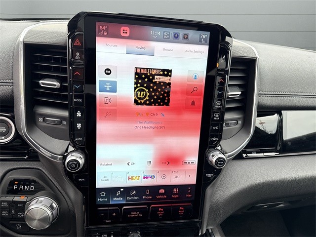 Ram 1500 Vehicle Full-screen Gallery Image 17