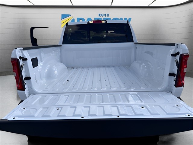 Ram 1500 Vehicle Full-screen Gallery Image 23