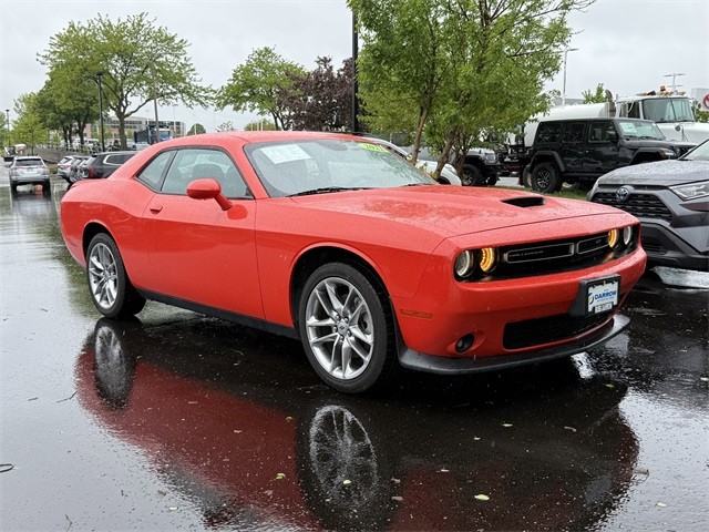 more details - dodge challenger
