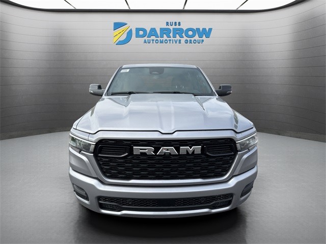 Ram 1500 Vehicle Full-screen Gallery Image 8