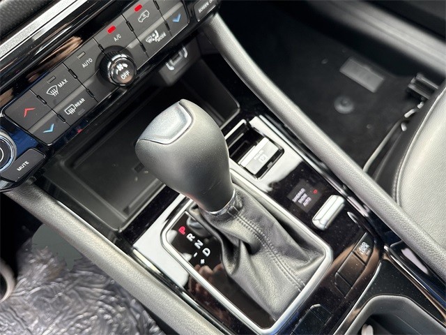 Jeep Compass Vehicle Full-screen Gallery Image 20