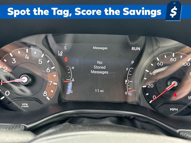 Jeep Compass Vehicle Full-screen Gallery Image 16