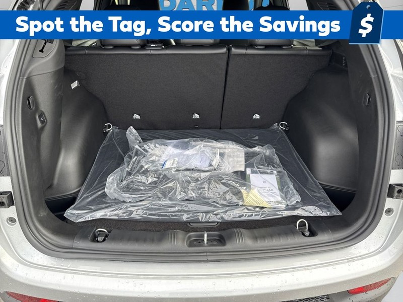 Jeep Compass Vehicle Full-screen Gallery Image 23