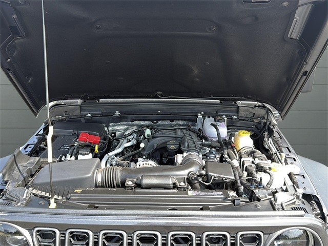 Jeep Wrangler Vehicle Full-screen Gallery Image 17