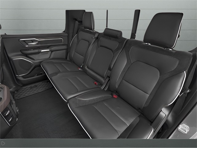 Ram 1500 Vehicle Full-screen Gallery Image 15