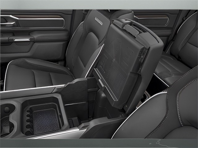 Ram 1500 Vehicle Full-screen Gallery Image 16