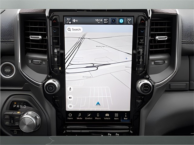 Ram 1500 Vehicle Full-screen Gallery Image 18