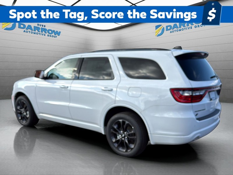 Dodge Durango Vehicle Full-screen Gallery Image 3