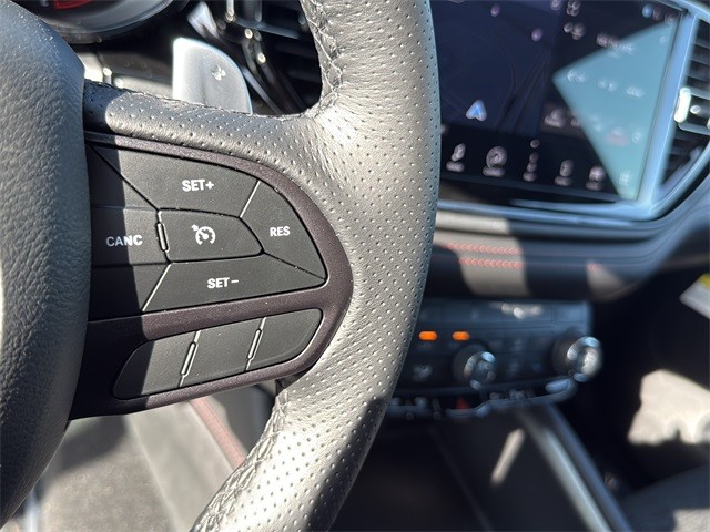 Dodge Durango Vehicle Full-screen Gallery Image 21