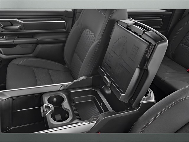 Ram 1500 Vehicle Full-screen Gallery Image 16
