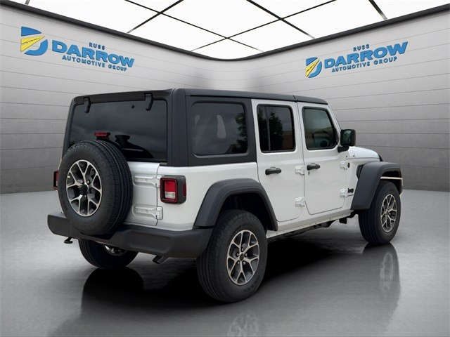 Jeep Wrangler Vehicle Full-screen Gallery Image 9