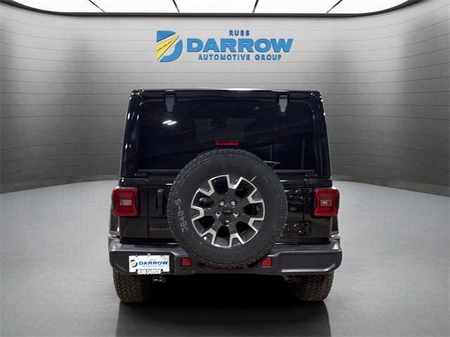 Jeep Wrangler Vehicle Full-screen Gallery Image 4