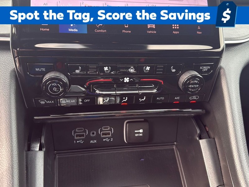 Jeep Grand Cherokee L Vehicle Full-screen Gallery Image 11