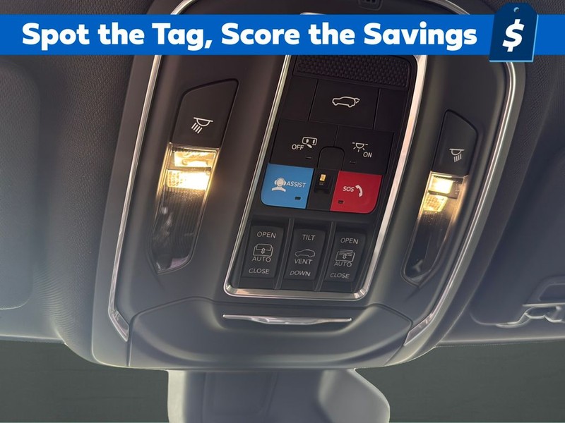 Jeep Grand Cherokee L Vehicle Full-screen Gallery Image 15