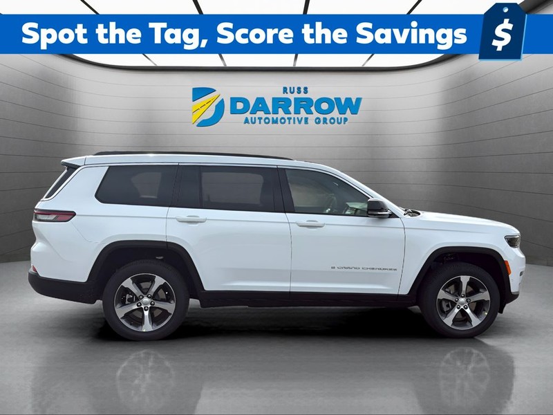 Jeep Grand Cherokee L Vehicle Full-screen Gallery Image 29