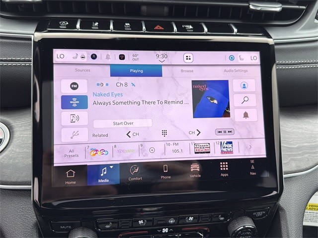 Jeep Grand Cherokee Vehicle Full-screen Gallery Image 10