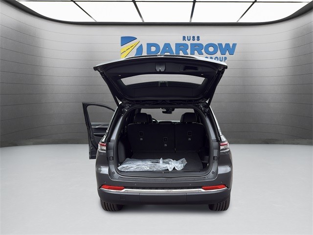 Jeep Grand Cherokee Vehicle Full-screen Gallery Image 30