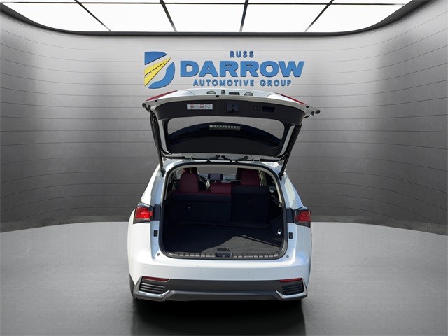 Lexus NX Vehicle Full-screen Gallery Image 10