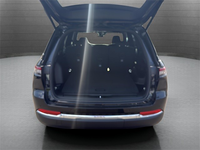 Jeep Grand Cherokee Vehicle Full-screen Gallery Image 10