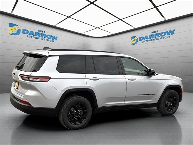 Jeep Grand Cherokee L Vehicle Full-screen Gallery Image 5