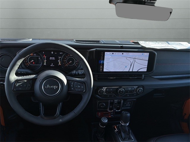 Jeep Wrangler Vehicle Full-screen Gallery Image 12