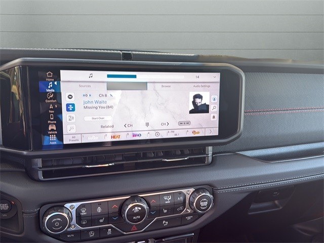 Jeep Wrangler Vehicle Full-screen Gallery Image 21