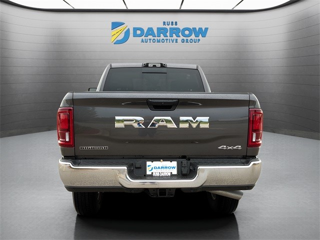 Ram 2500 Vehicle Full-screen Gallery Image 4