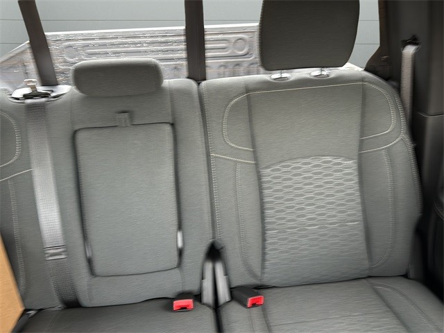 Ram 2500 Vehicle Full-screen Gallery Image 26