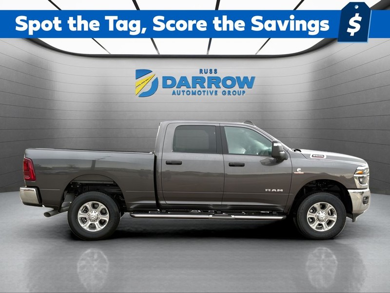 Ram 2500 Vehicle Full-screen Gallery Image 6