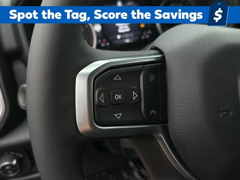 Ram 2500 Vehicle Full-screen Gallery Image 9