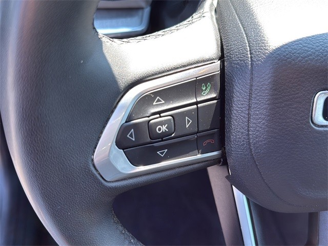 Jeep Compass Vehicle Full-screen Gallery Image 26