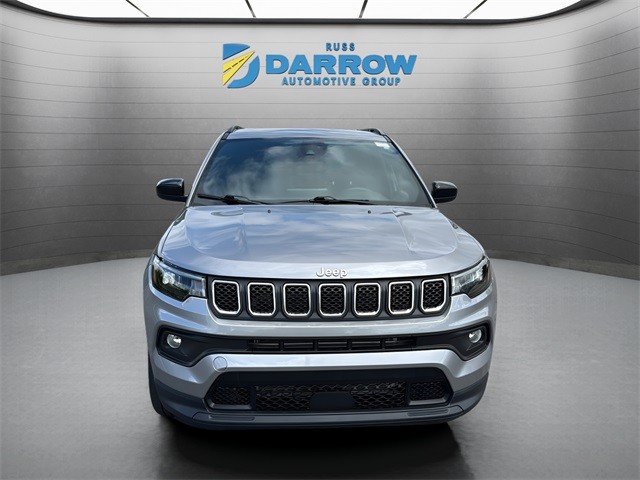Jeep Compass Vehicle Full-screen Gallery Image 9