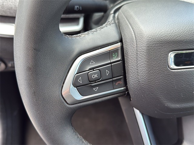 Jeep Compass Vehicle Full-screen Gallery Image 10