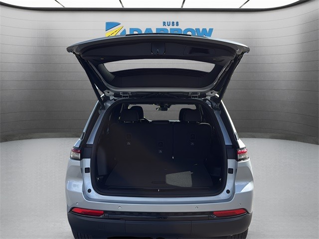 Jeep Grand Cherokee Vehicle Full-screen Gallery Image 26