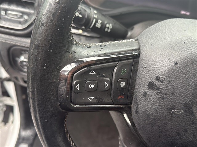 Ram 1500 Vehicle Full-screen Gallery Image 10