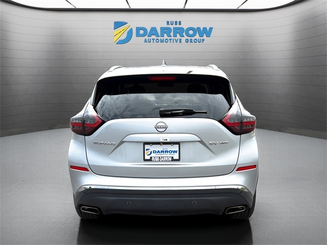 Nissan Murano Vehicle Full-screen Gallery Image 04