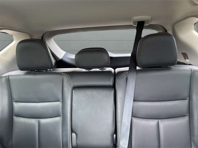 Nissan Murano Vehicle Full-screen Gallery Image 27