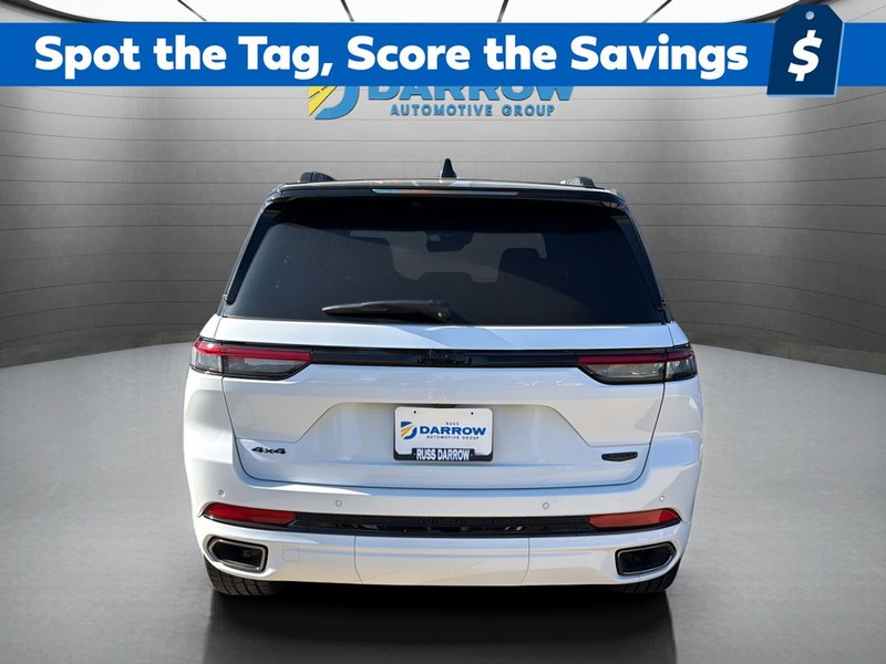 Jeep Grand Cherokee Vehicle Full-screen Gallery Image 4