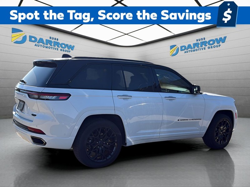 Jeep Grand Cherokee Vehicle Full-screen Gallery Image 6