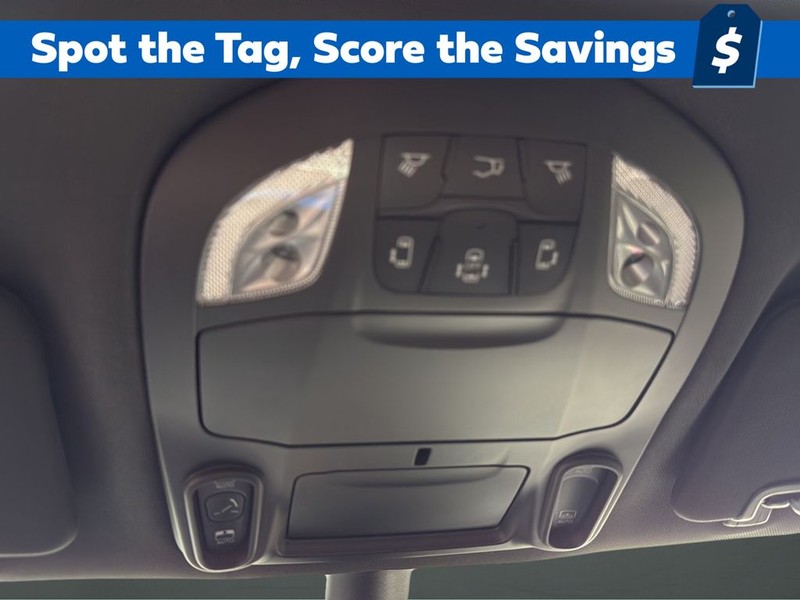 Chrysler Pacifica Vehicle Full-screen Gallery Image 22