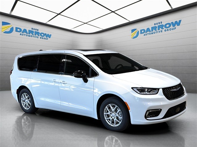 Chrysler Pacifica Vehicle Full-screen Gallery Image 7