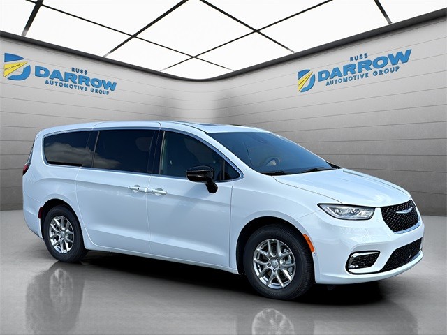 Chrysler Pacifica Vehicle Full-screen Gallery Image 7