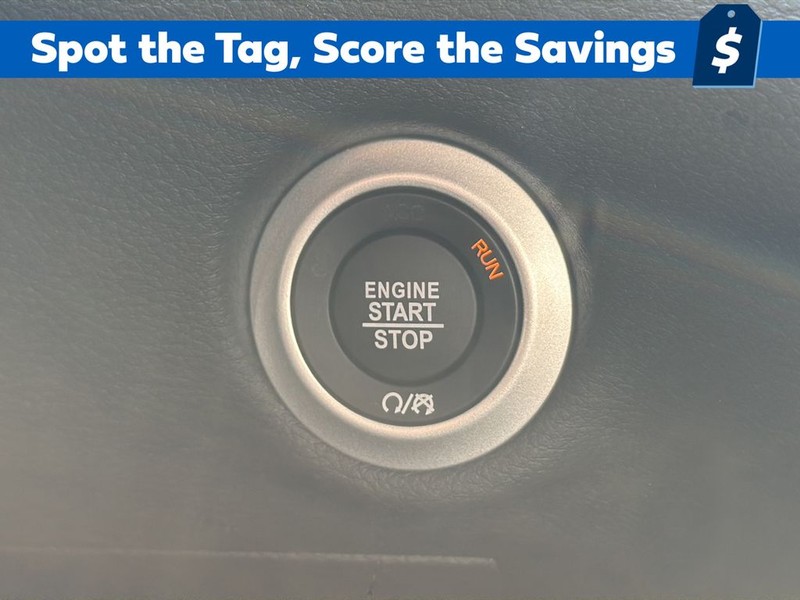 Chrysler Pacifica Vehicle Full-screen Gallery Image 23