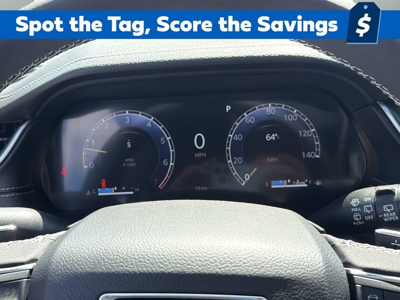 Jeep Grand Cherokee L Vehicle Full-screen Gallery Image 13