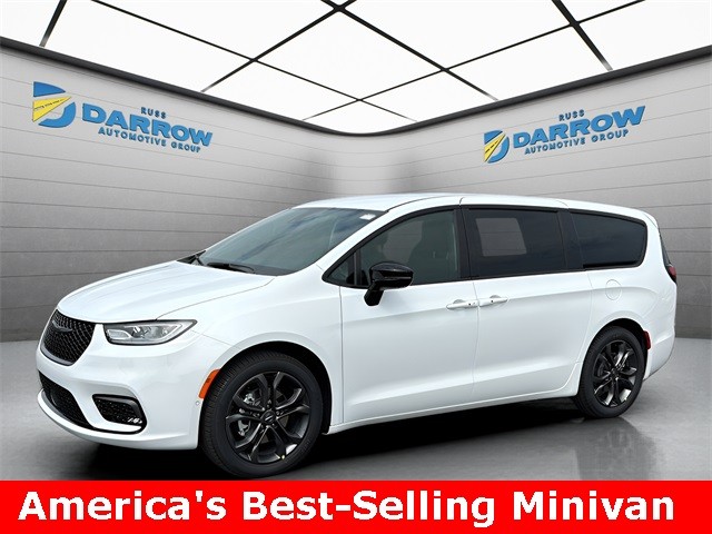 2026 Chrysler Pacifica Select's photo