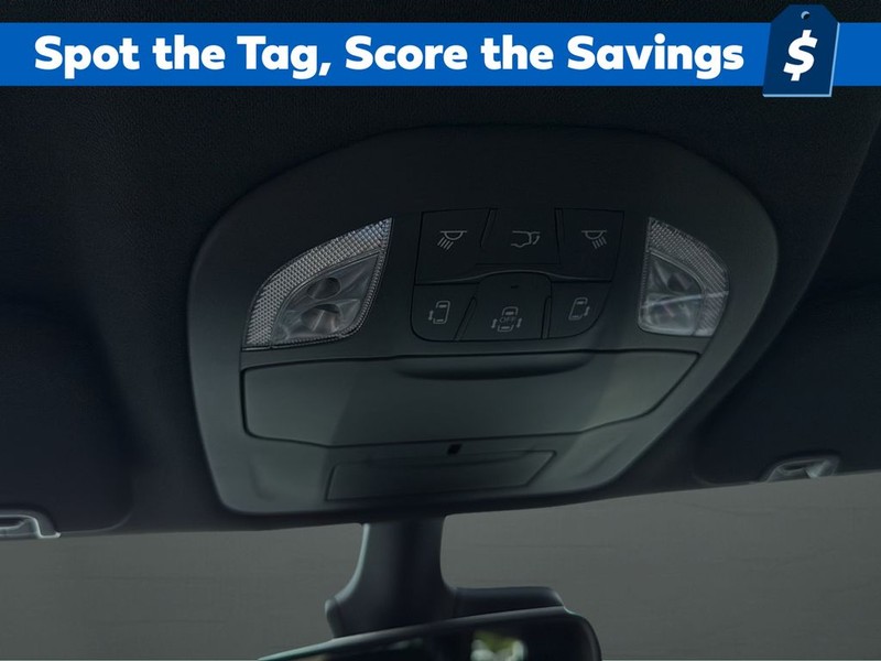 Chrysler Pacifica Vehicle Full-screen Gallery Image 21